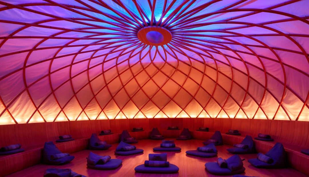 USAGE OF COLOR IN ARCHITECTURAL LIGHTING